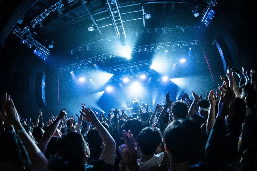 专访AliA:《かくれんぼ》是一首能够将大家通过音乐紧紧相连的歌曲 专访AliA:《かくれんぼ》是一首能够将大家通过音乐紧紧相连的歌曲