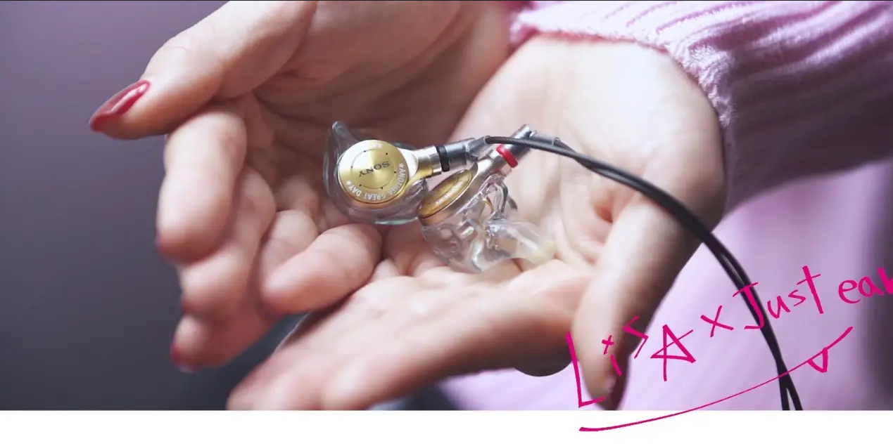 离LiSA更近的一次 索尼×人气动漫歌手LiSA联名耳机重磅回归尽享耳边”独家”旋律 离LiSA更近的一次 索尼×人气动漫歌手LiSA联名耳机重磅回归尽享耳边”独家”旋律